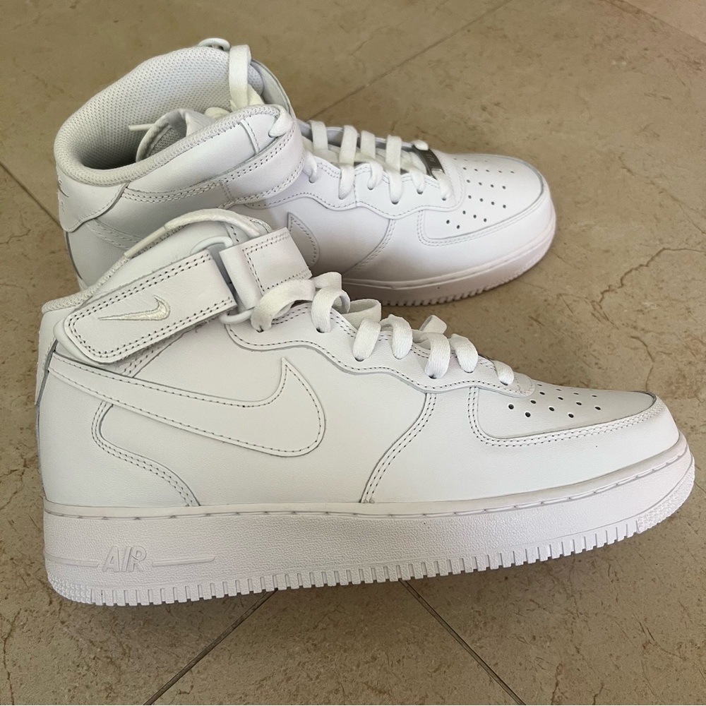 Nike Air Force 1 Mid '07
Men's Shoes